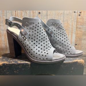 Rag & Bone Wyatt Perforated Suede Leather Sandals 37.5